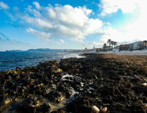 Alquila un coche en Jávea y disfruta de sus playas y de rutas a otras poblaciones